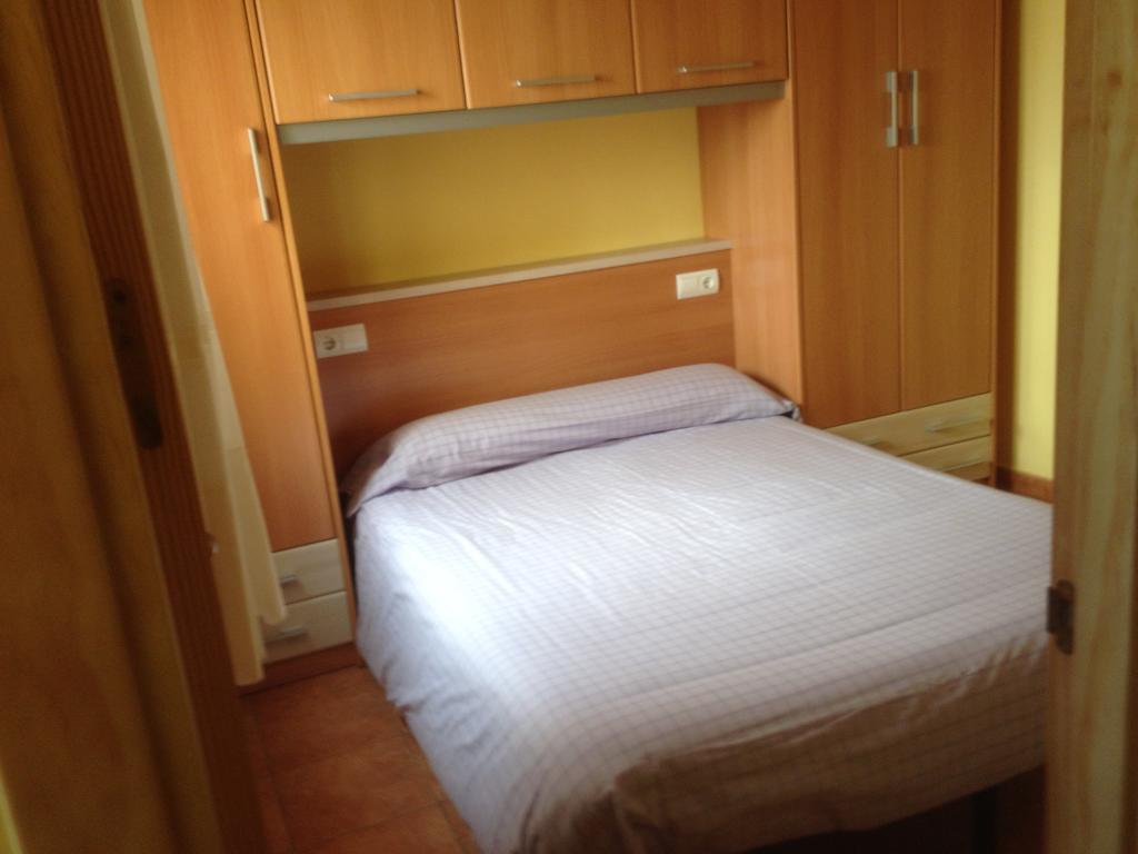 Apartaments La Fabrica 오르타 데 산트 호안 객실 사진