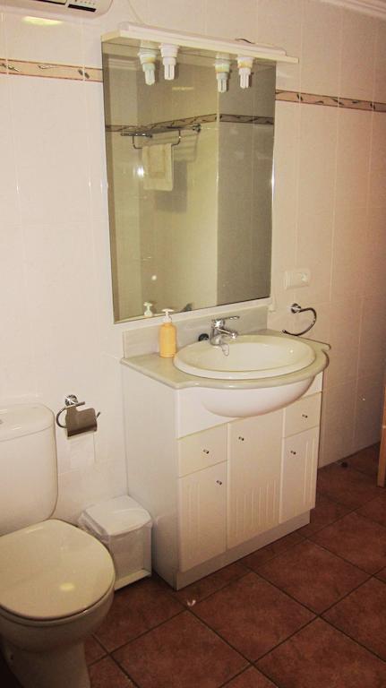Apartaments La Fabrica 오르타 데 산트 호안 객실 사진