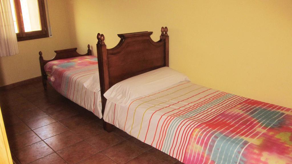 Apartaments La Fabrica 오르타 데 산트 호안 객실 사진