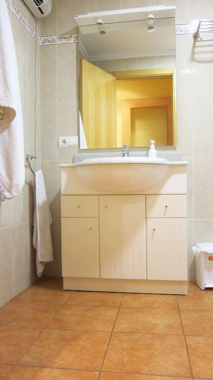 Apartaments La Fabrica 오르타 데 산트 호안 객실 사진