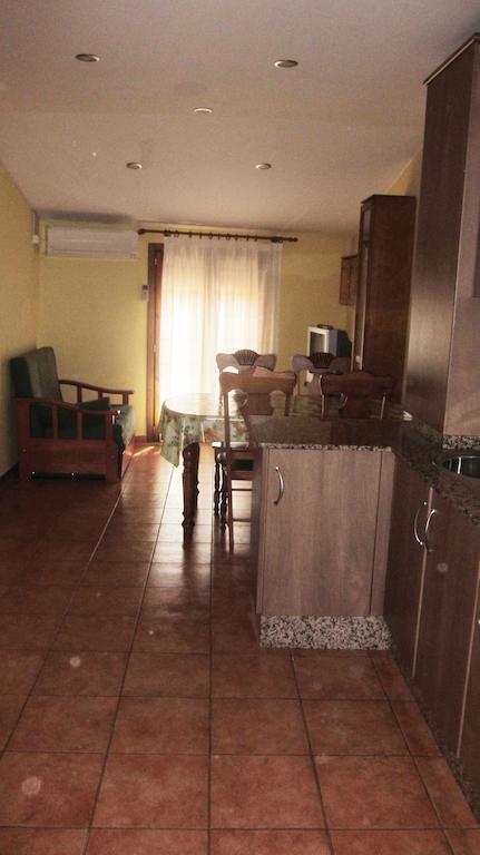 Apartaments La Fabrica 오르타 데 산트 호안 객실 사진